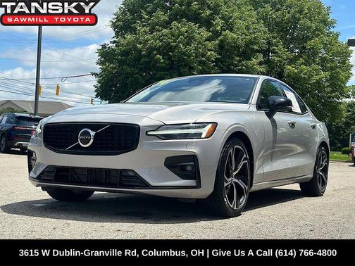 Bright Dusk Metallic 2024 Volvo S60 B5 Core Dark Theme
