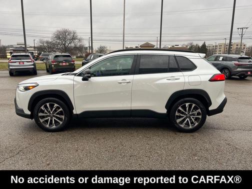 2025 Toyota Corolla Cross XLE