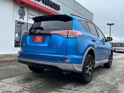 Electric 2017 Toyota RAV4 SE