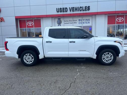 2025 Toyota Tundra SR5