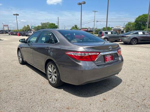 2017 Toyota Camry Hybrid XLE