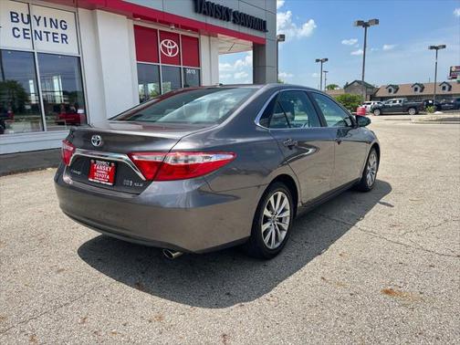 2017 Toyota Camry Hybrid XLE