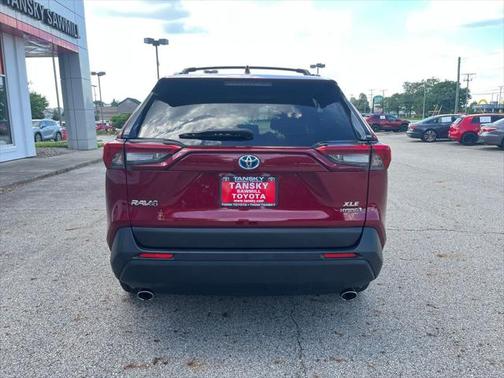 2019 Toyota RAV4 Hybrid XLE
