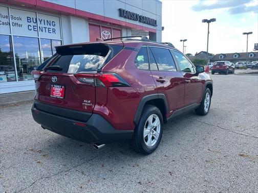 2019 Toyota RAV4 Hybrid XLE