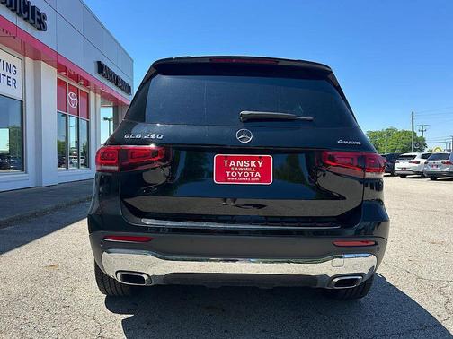 Night Black 2023 Mercedes-Benz GLB 250 4MATIC