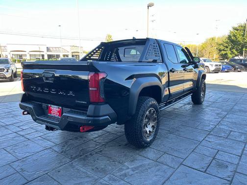 2025 Toyota Tacoma Hybrid Trailhunter