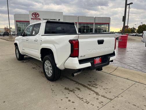 2025 Toyota Tacoma SR5