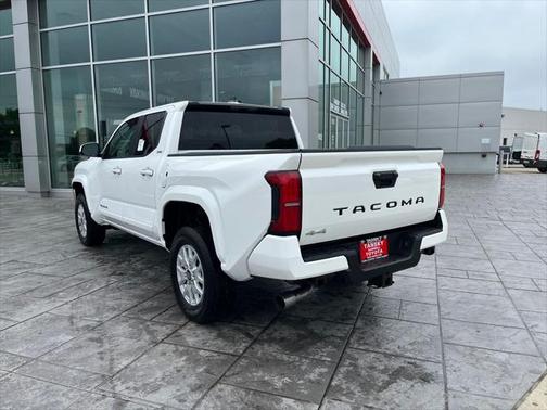2025 Toyota Tacoma SR5