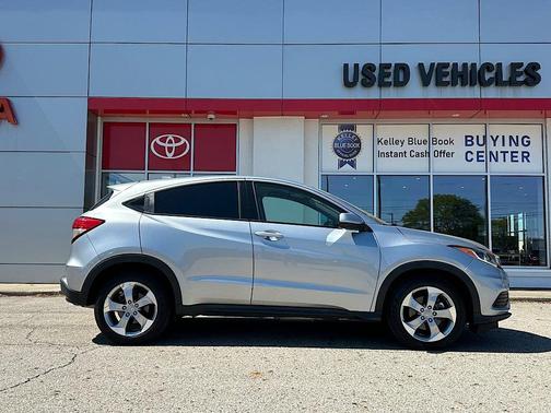 Lunar Silver Metallic 2020 Honda HR-V LX