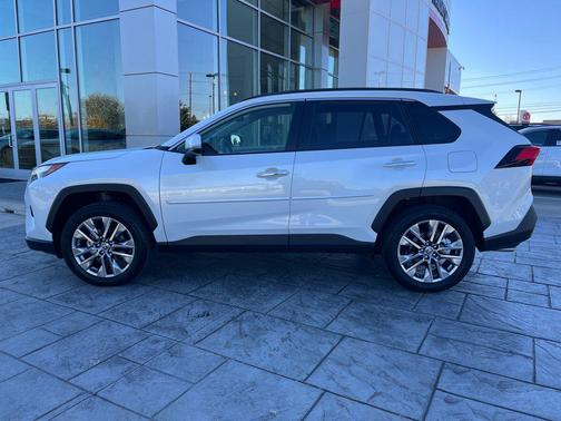 2025 Toyota RAV4 Limited