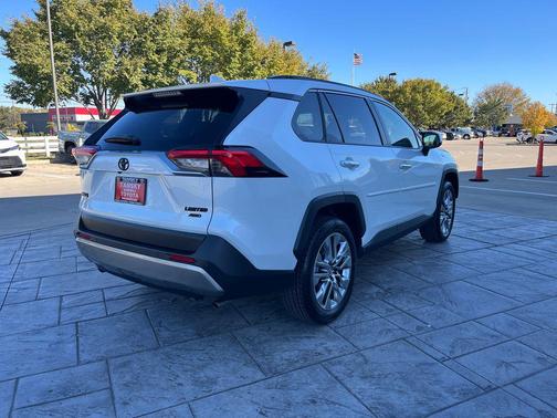 2025 Toyota RAV4 Limited