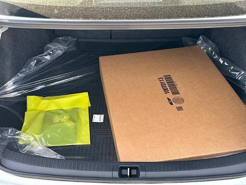 Wind Chill Pearl 2026 Toyota Corolla SE