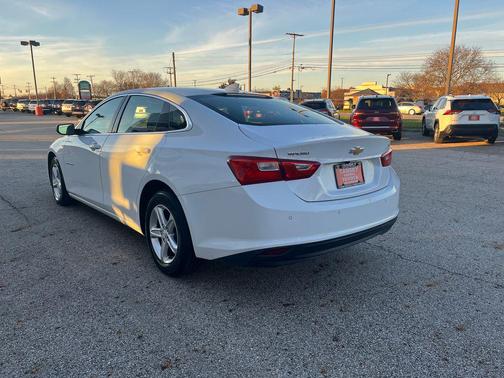 2024 Chevrolet Malibu FWD 1LT