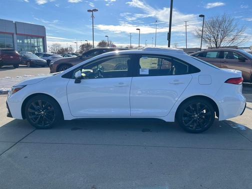 2026 Toyota Corolla Hybrid SE