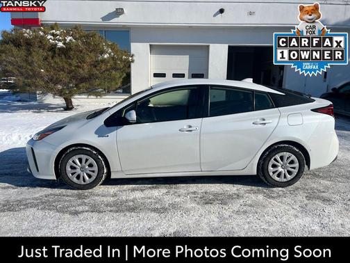 2021 Toyota Prius LE