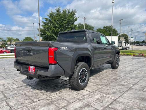 2025 Toyota Tacoma TRD Off-Road