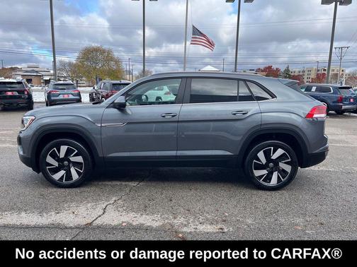 2025 Volkswagen Atlas Cross Sport 2.0T SE w/Technology 4MOTION