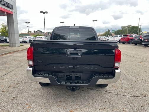 2022 Toyota Tacoma SR5