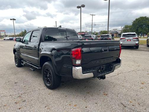 2022 Toyota Tacoma SR5