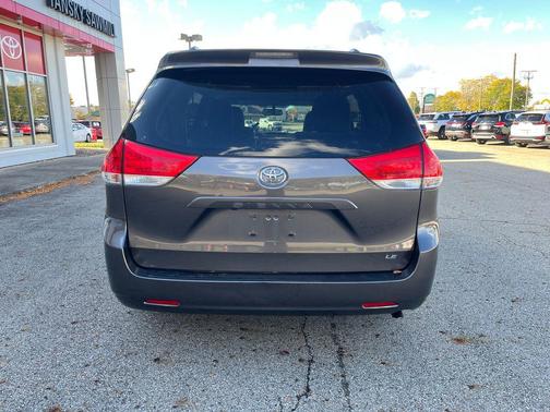 2013 Toyota Sienna LE