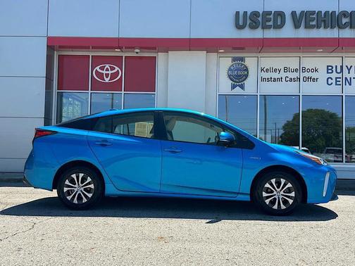 Electric Storm Blue 2020 Toyota Prius XLE