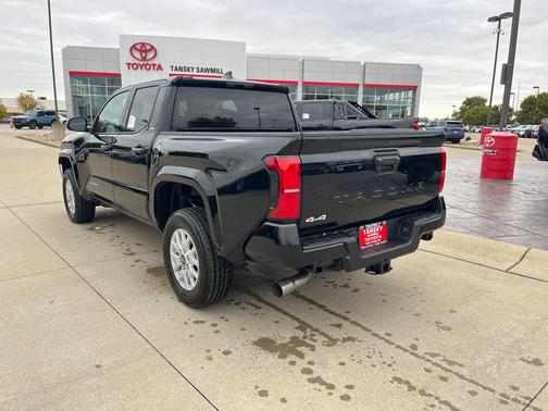 2025 Toyota Tacoma SR5