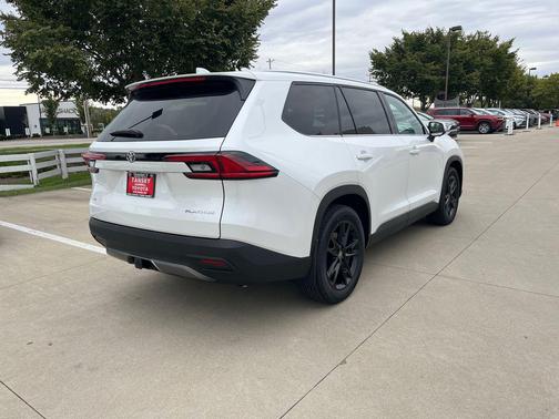 2026 Toyota Grand Highlander Platinum