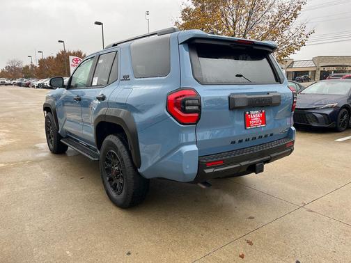 2025 Toyota 4Runner TRD Off Road