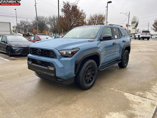 2025 Toyota 4Runner TRD Off Road