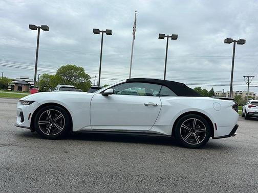 Oxford White 2025 Ford Mustang EcoBoost Premium