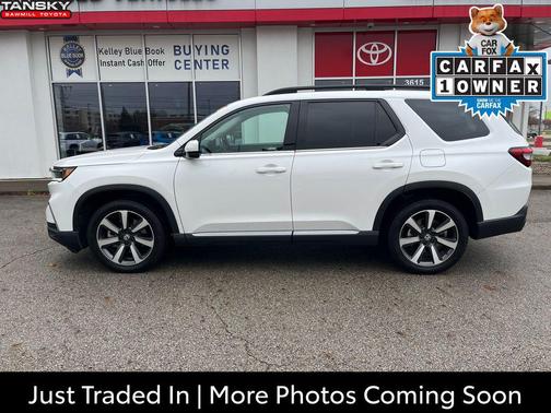2025 Honda Pilot Touring 8-Passenger