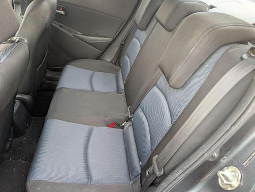 Graphite 2018 Toyota Yaris iA Base