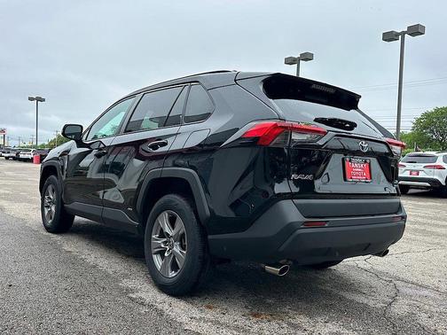 Midnight Black Metallic 2022 Toyota RAV4 Hybrid XLE