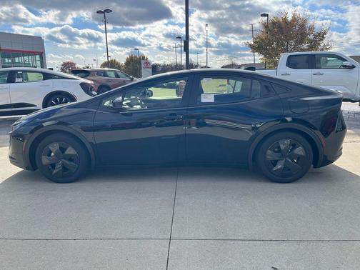 2026 Toyota Prius LE