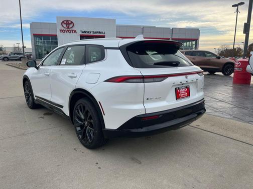 2025 Toyota Crown Signia Limited