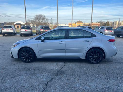 2023 Toyota Corolla SE