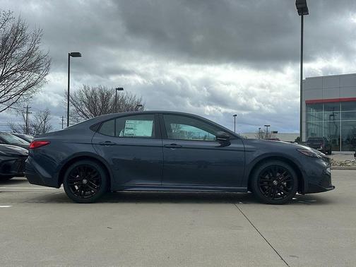 Dark Cosmos [extra_Cost_Color] 2026 Toyota Camry SE