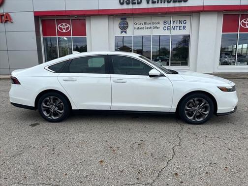2024 Honda Accord EX 1.5T