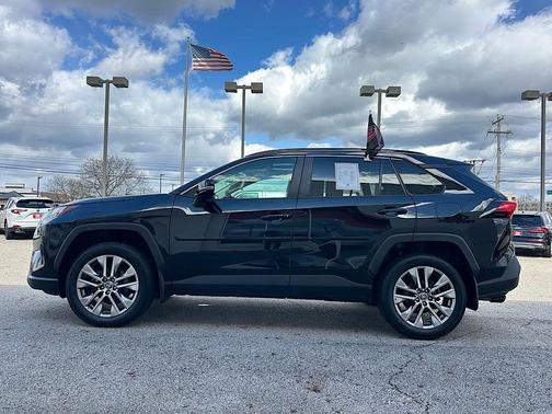 2024 Toyota RAV4 XLE Premium