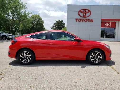 Rallye Red 2017 Honda Civic LX