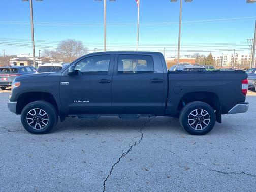 2016 Toyota Tundra SR5