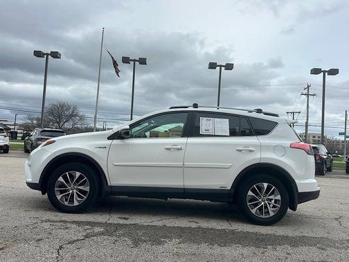 2018 Toyota RAV4 Hybrid XLE