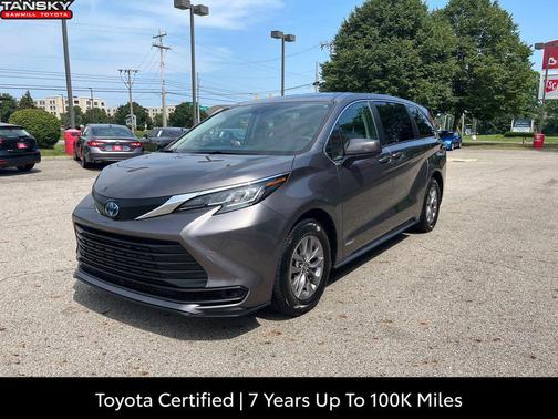 2021 Toyota Sienna LE
