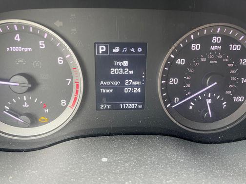 2016 Hyundai TUCSON SE