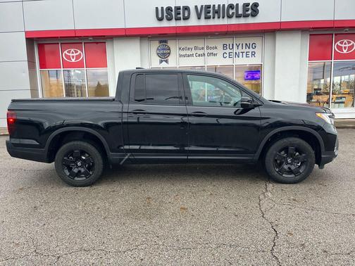 2024 Honda Ridgeline Black