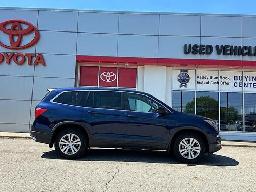Steel Sapphire Metallic 2016 Honda Pilot LX