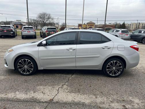 2016 Toyota Corolla S Plus