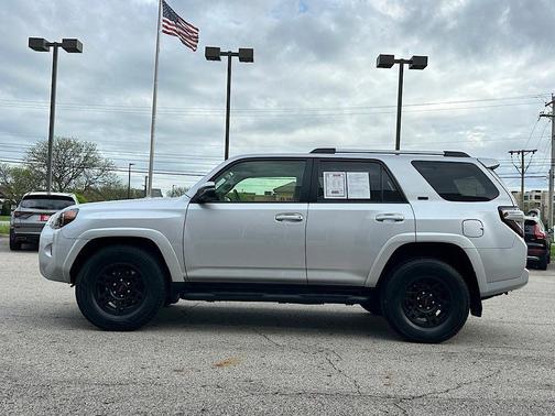 Classic Silver Metallic 2023 Toyota 4Runner SR5 Premium