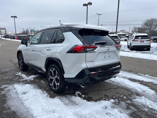 2025 Toyota RAV4 Hybrid SE