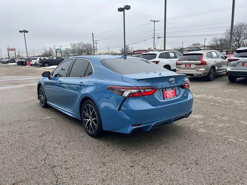 2024 Toyota Camry SE